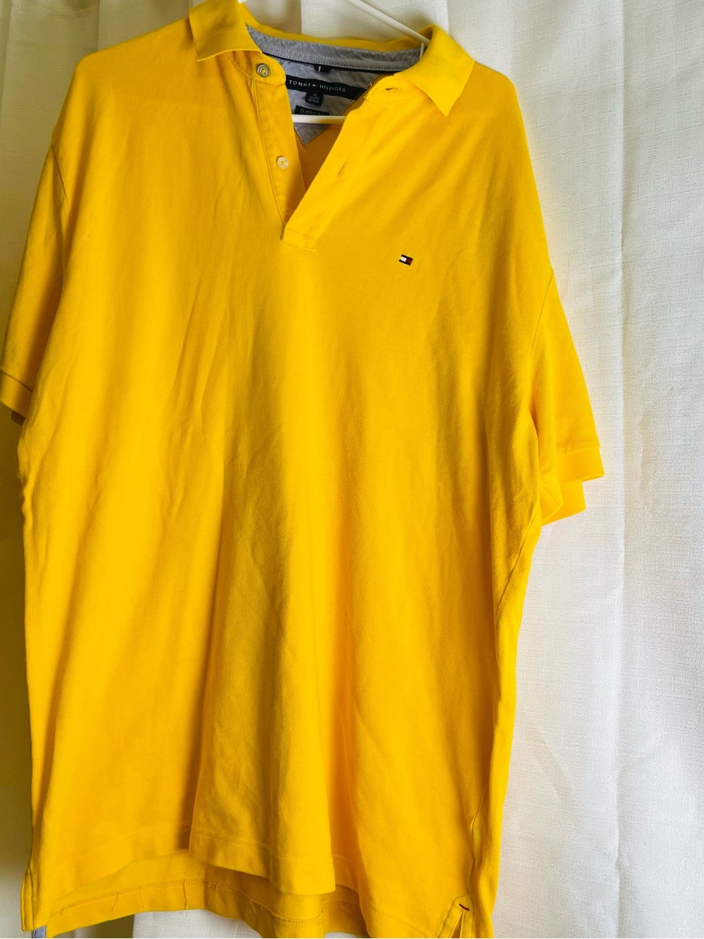 Tommy Hilfiger Men’s Bright Yellow Polo Shirt with Flag Logo